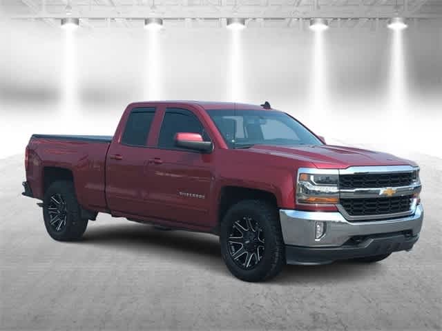 2018 Chevrolet Silverado 1500 LT 2