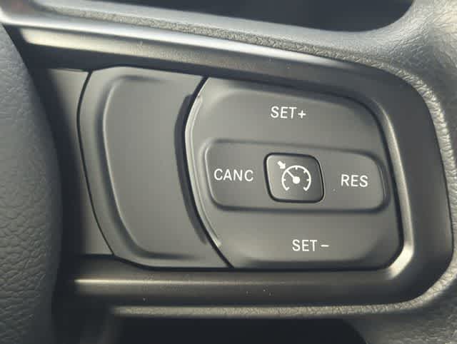 Thumbnail: 2026 Jeep Gladiator - 24