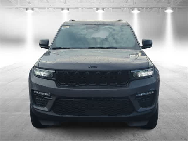 Thumbnail: 2025 Jeep Grand Cherokee - 3