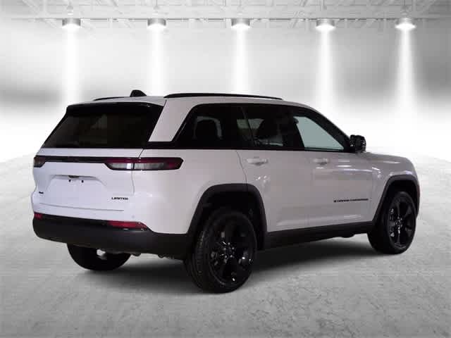 Thumbnail: 2025 Jeep Grand Cherokee - 8