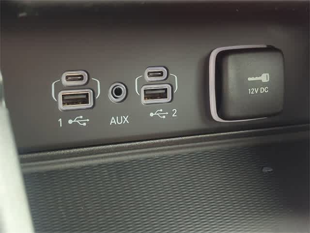 Thumbnail: 2025 Jeep Grand Cherokee - 32