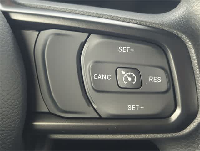 Thumbnail: 2026 Jeep Gladiator - 24