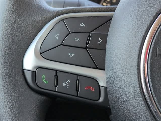 Thumbnail: 2023 Jeep Renegade - 24