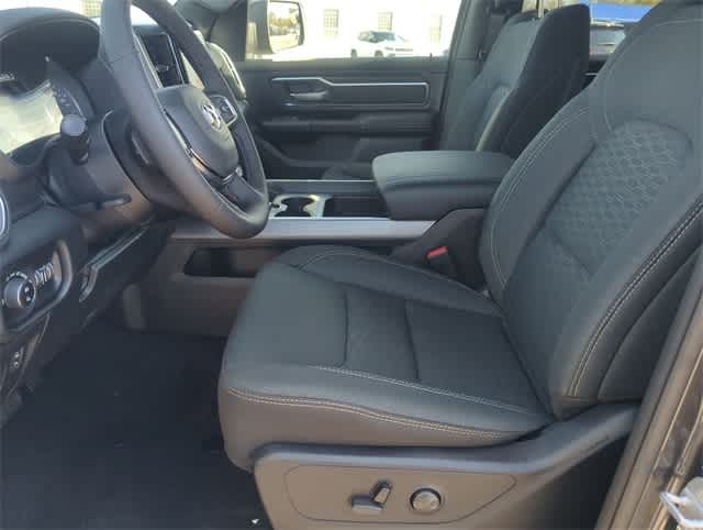 Thumbnail: 2026 RAM 1500 - 16