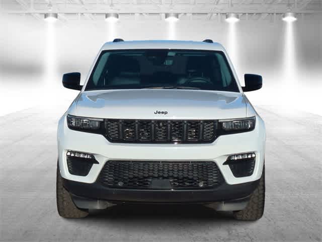 2023 Jeep Grand Cherokee Limited photo 3