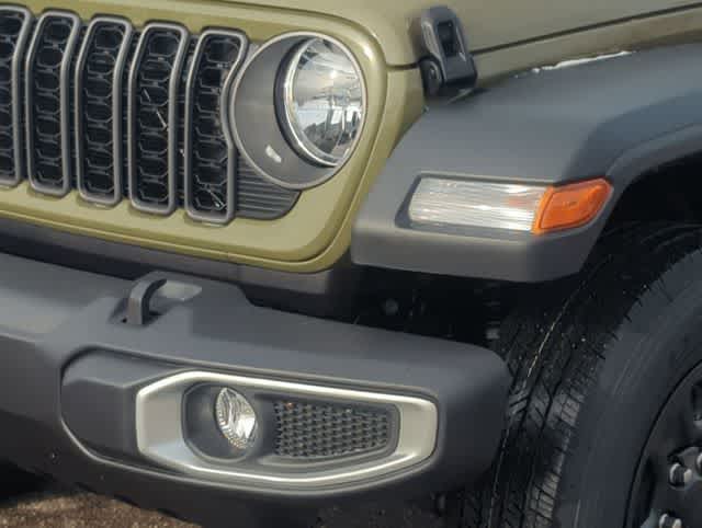 Thumbnail: 2026 Jeep Gladiator - 11