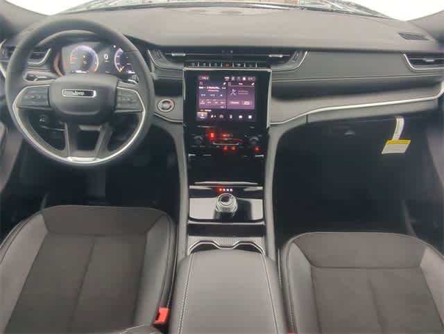 Thumbnail: 2025 Jeep Grand Cherokee - 15