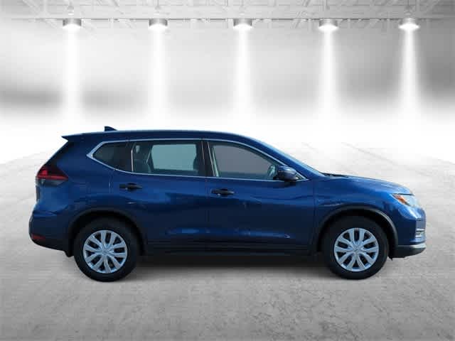 Thumbnail: 2019 Nissan Rogue - 9