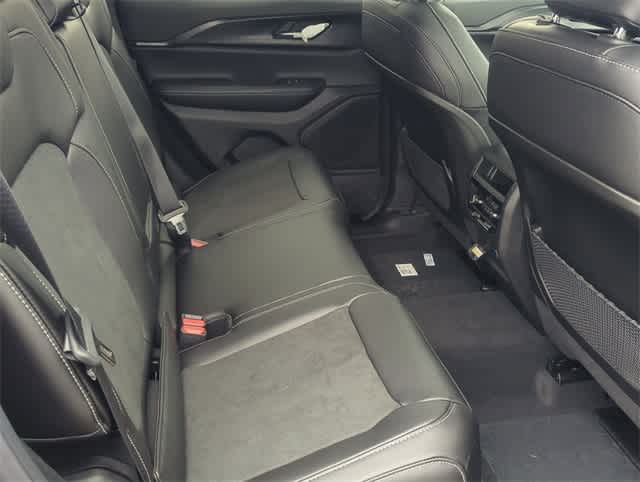 Thumbnail: 2025 Jeep Grand Cherokee - 21