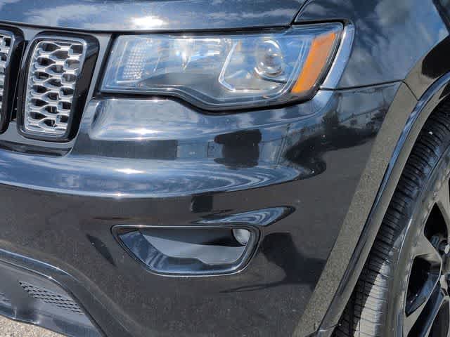 Thumbnail: 2019 Jeep Grand Cherokee - 11