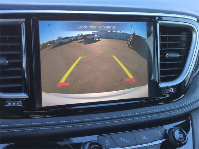 Thumbnail: 2026 Chrysler Pacifica - 31