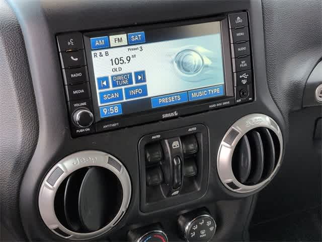 Thumbnail: 2016 Jeep Wrangler - 28