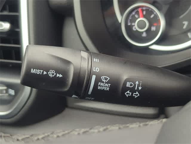 Thumbnail: 2026 RAM 1500 - 25