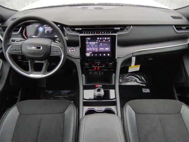 Thumbnail: 2025 Jeep Grand Cherokee - 15