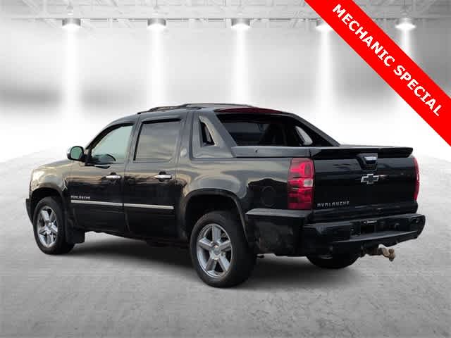 Thumbnail: 2013 Chevrolet Avalanche 1500 - 6
