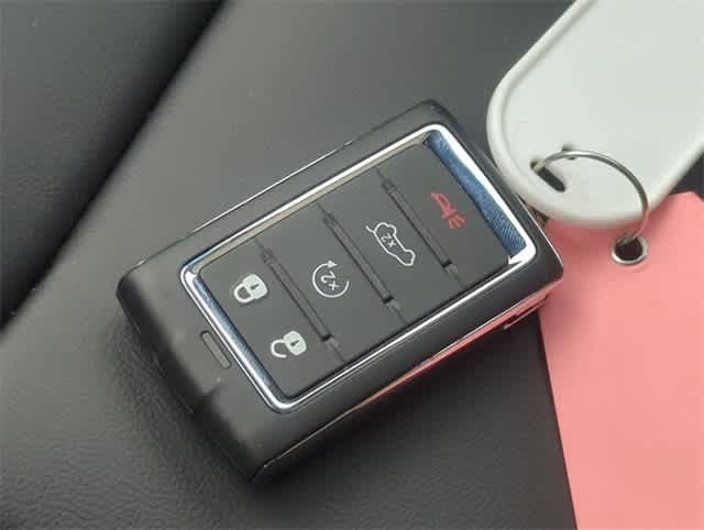 Thumbnail: 2025 Jeep Grand Cherokee - 37