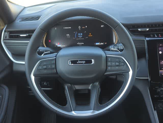 Thumbnail: 2025 Jeep Grand Cherokee - 22