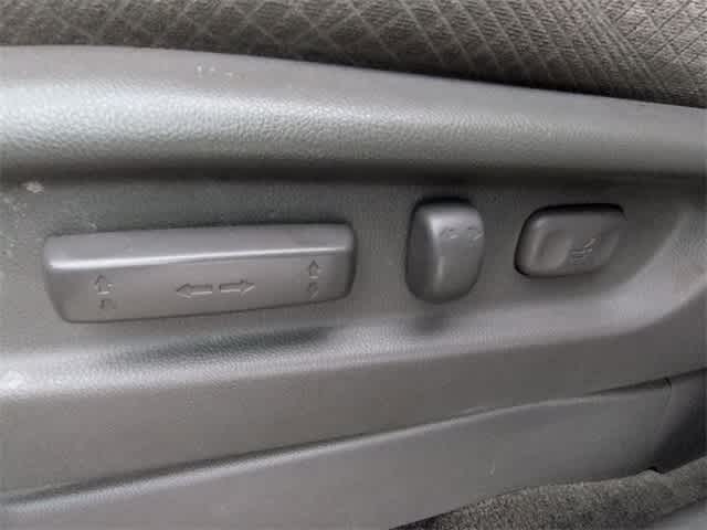 Thumbnail: 2015 Honda Odyssey - 17