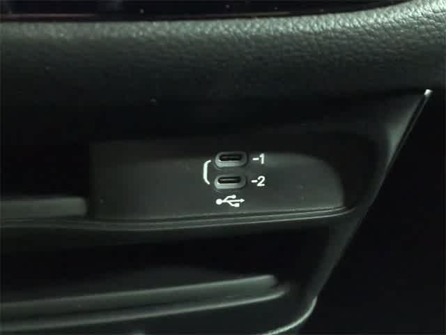 Thumbnail: 2026 Chrysler Pacifica - 33