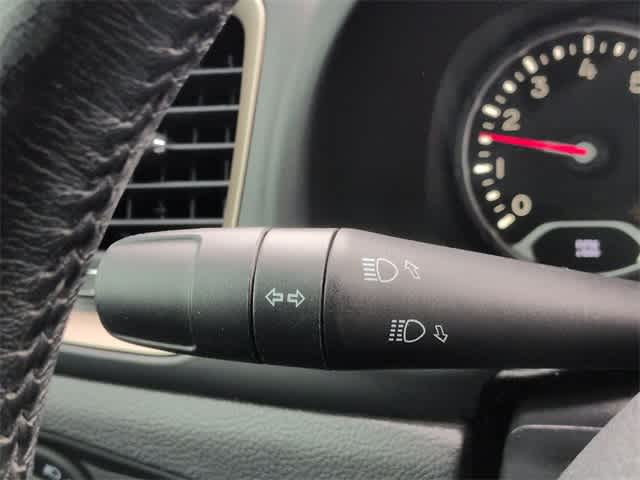 Thumbnail: 2017 Jeep Renegade - 32