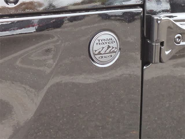 Thumbnail: 2026 Jeep Gladiator - 13