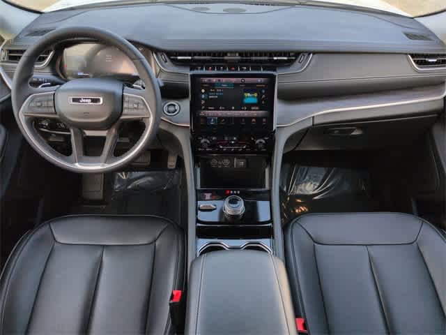 Thumbnail: 2023 Jeep Grand Cherokee - 16