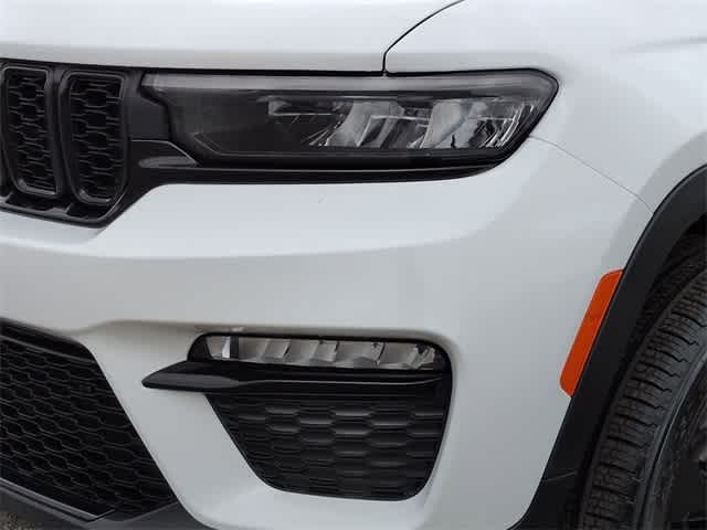 Thumbnail: 2025 Jeep Grand Cherokee - 11