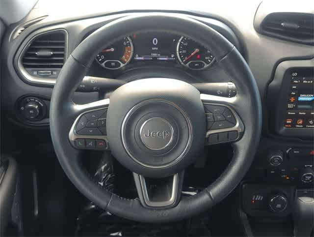 Thumbnail: 2022 Jeep Renegade - 22