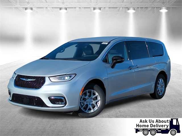 Thumbnail: 2026 Chrysler Pacifica - 1
