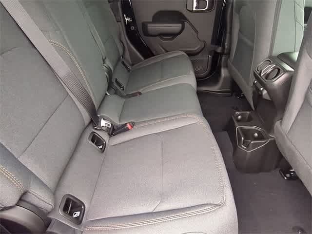 Thumbnail: 2026 Jeep Gladiator - 21