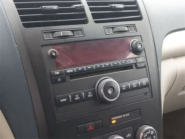 2008 Saturn Outlook XE 24