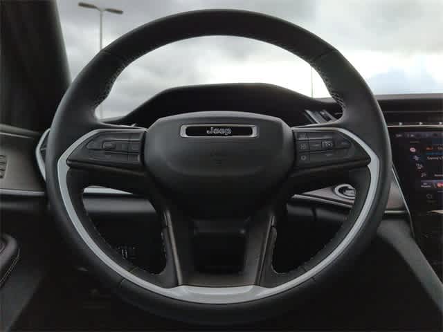 Thumbnail: 2025 Jeep Grand Cherokee - 24