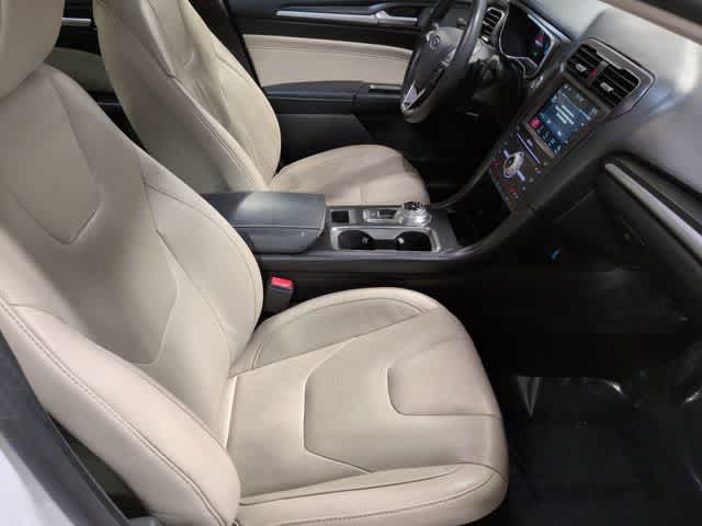 Thumbnail: 2017 Ford Fusion - 22