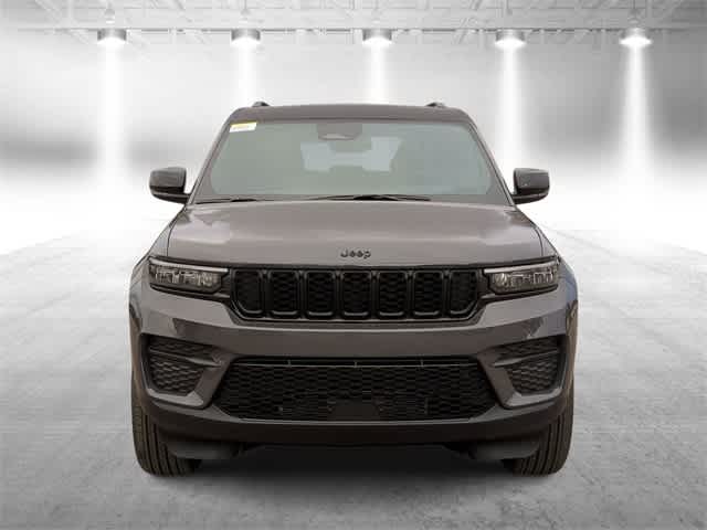 Thumbnail: 2025 Jeep Grand Cherokee - 3