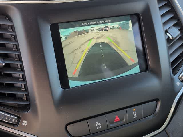 Thumbnail: 2021 Jeep Cherokee - 28