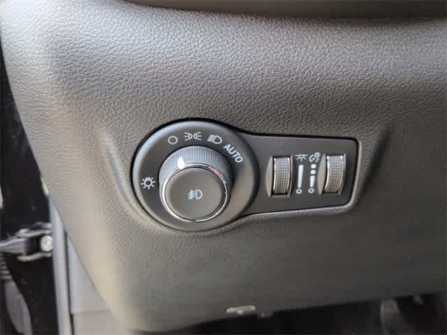 Thumbnail: 2026 Jeep Compass - 24