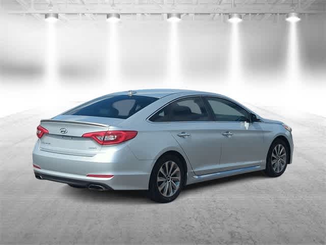 Thumbnail: 2016 Hyundai Sonata - 8