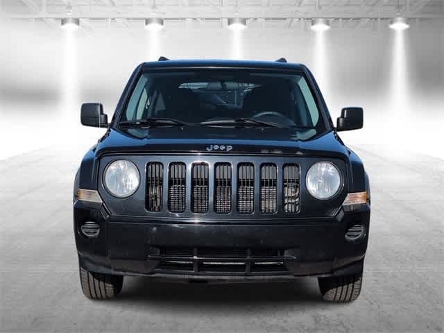 Thumbnail: 2010 Jeep Patriot - 3