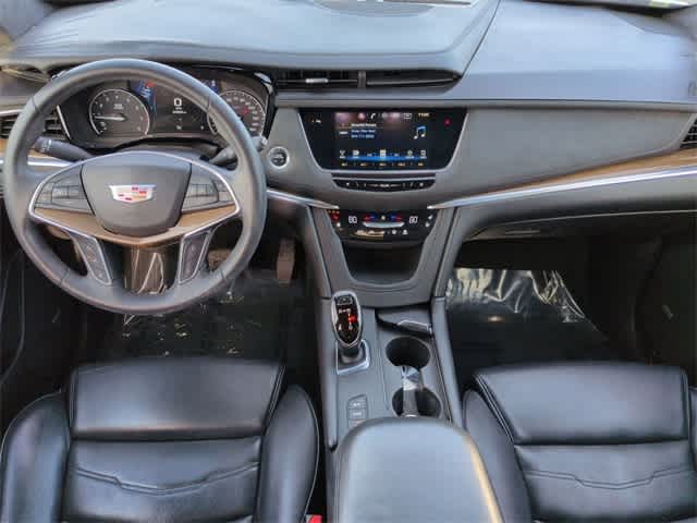 Thumbnail: 2017 Cadillac XT5 - 15