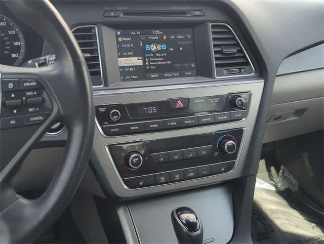 Thumbnail: 2016 Hyundai Sonata - 28