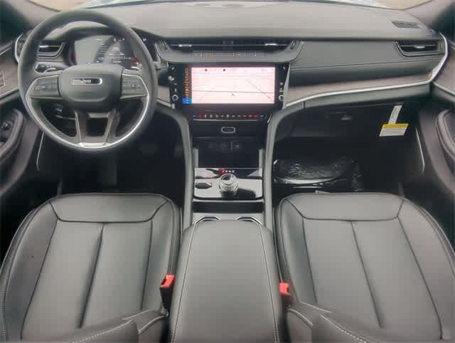 Thumbnail: 2026 Jeep Grand Cherokee - 15