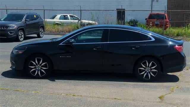 Thumbnail: 2018 Chevrolet Malibu - 5
