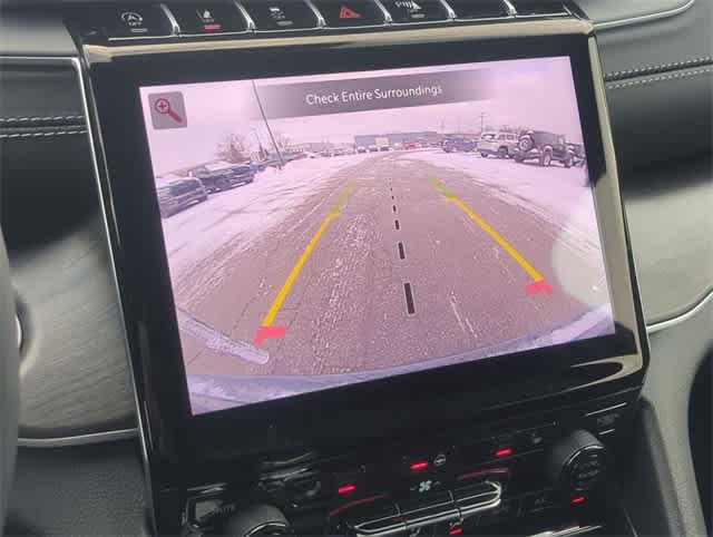 Thumbnail: 2025 Jeep Grand Cherokee - 31