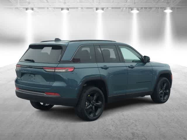 Thumbnail: 2026 Jeep Grand Cherokee - 8