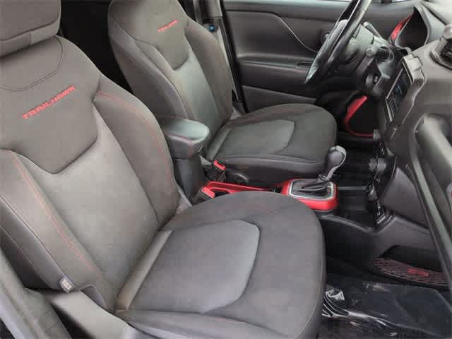 Thumbnail: 2019 Jeep Renegade - 22