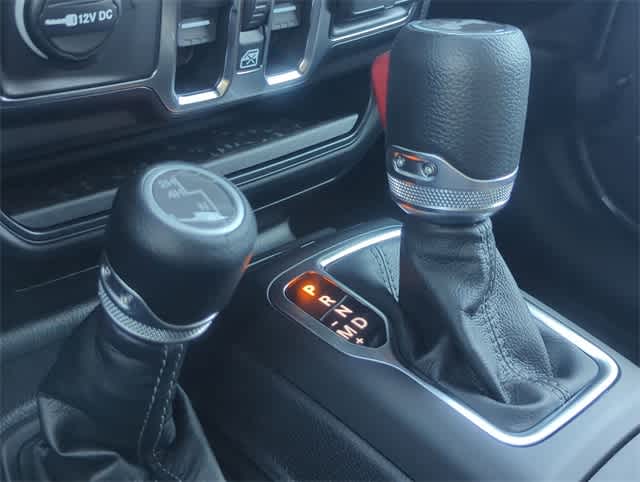 Thumbnail: 2025 Jeep Wrangler - 32