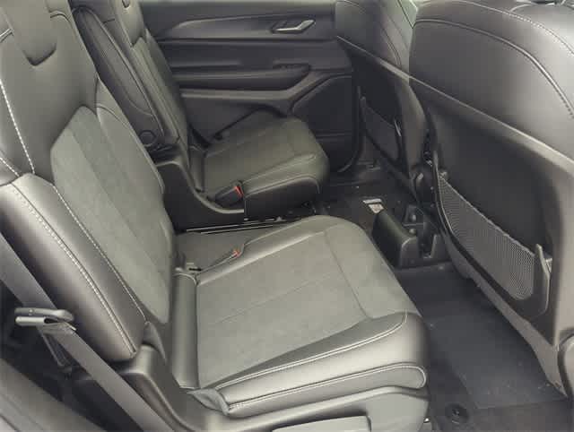 Thumbnail: 2025 Jeep Grand Cherokee L - 21