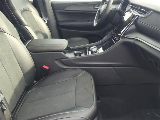 Thumbnail: 2025 Jeep Grand Cherokee L - 23