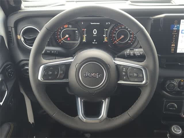 Thumbnail: 2025 Jeep Wrangler - 22