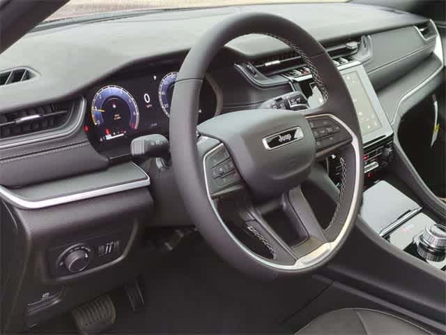 Thumbnail: 2025 Jeep Grand Cherokee L - 10